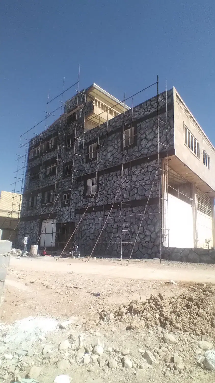 اجرای نمای سیمانی