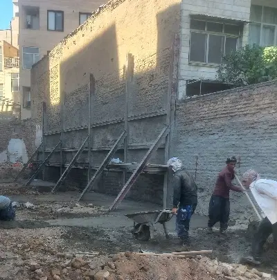 اجرای سازه نگهبان، تخریب و گودبرداری