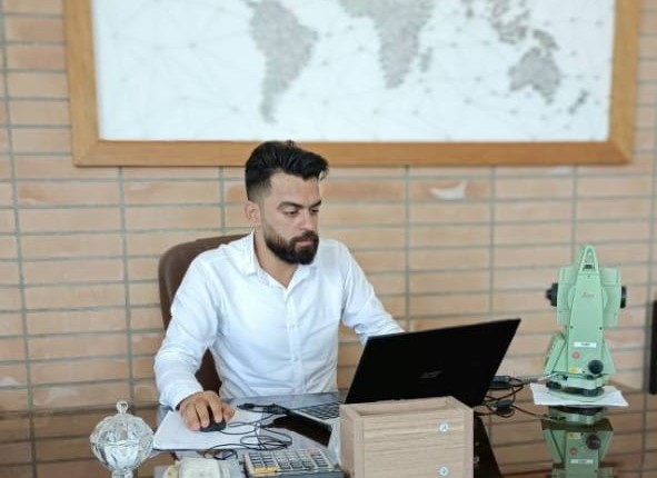 مهندس حامد یزدانی نقشه بردار