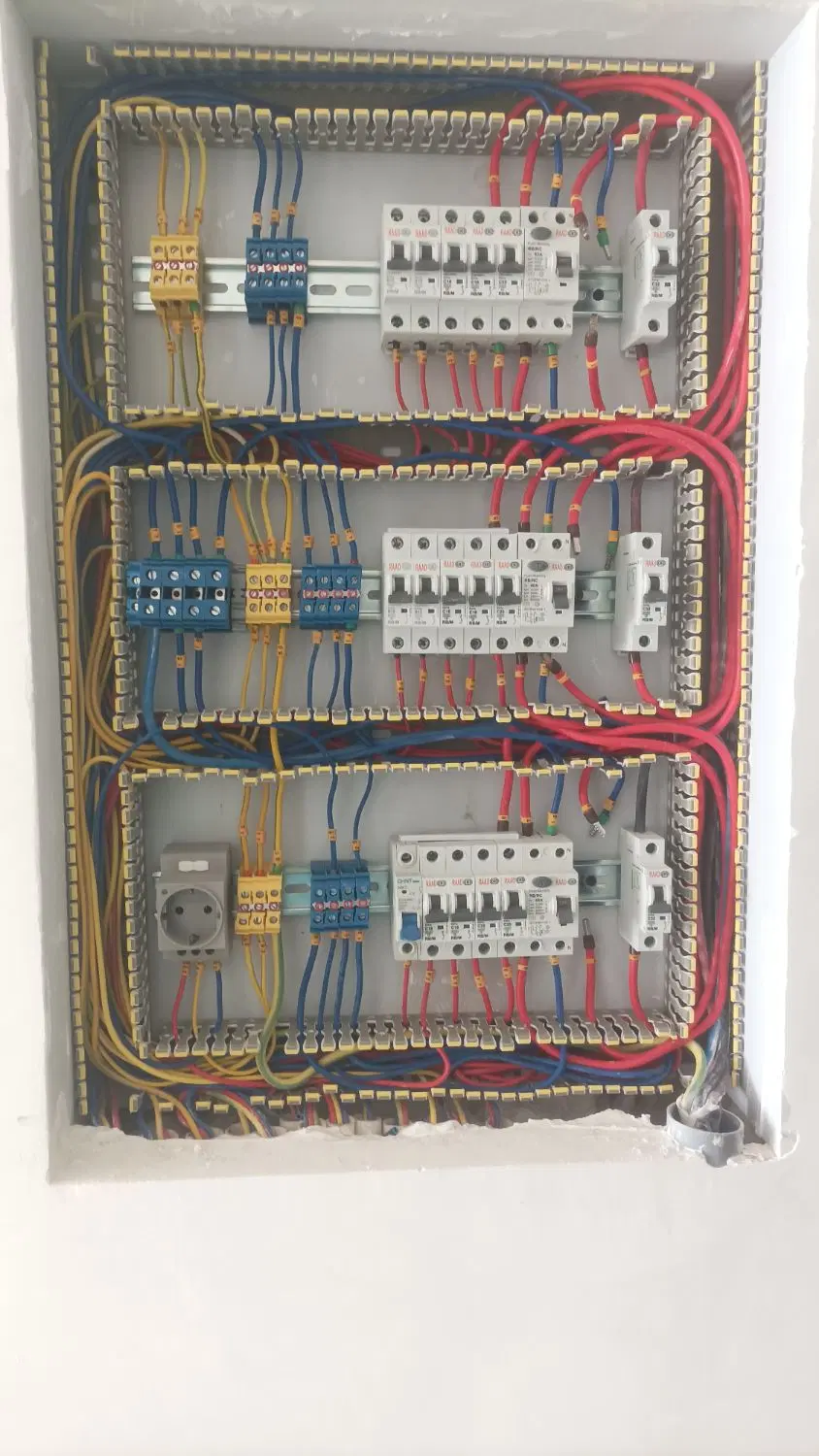 برقکاری ساختمان عظیمی