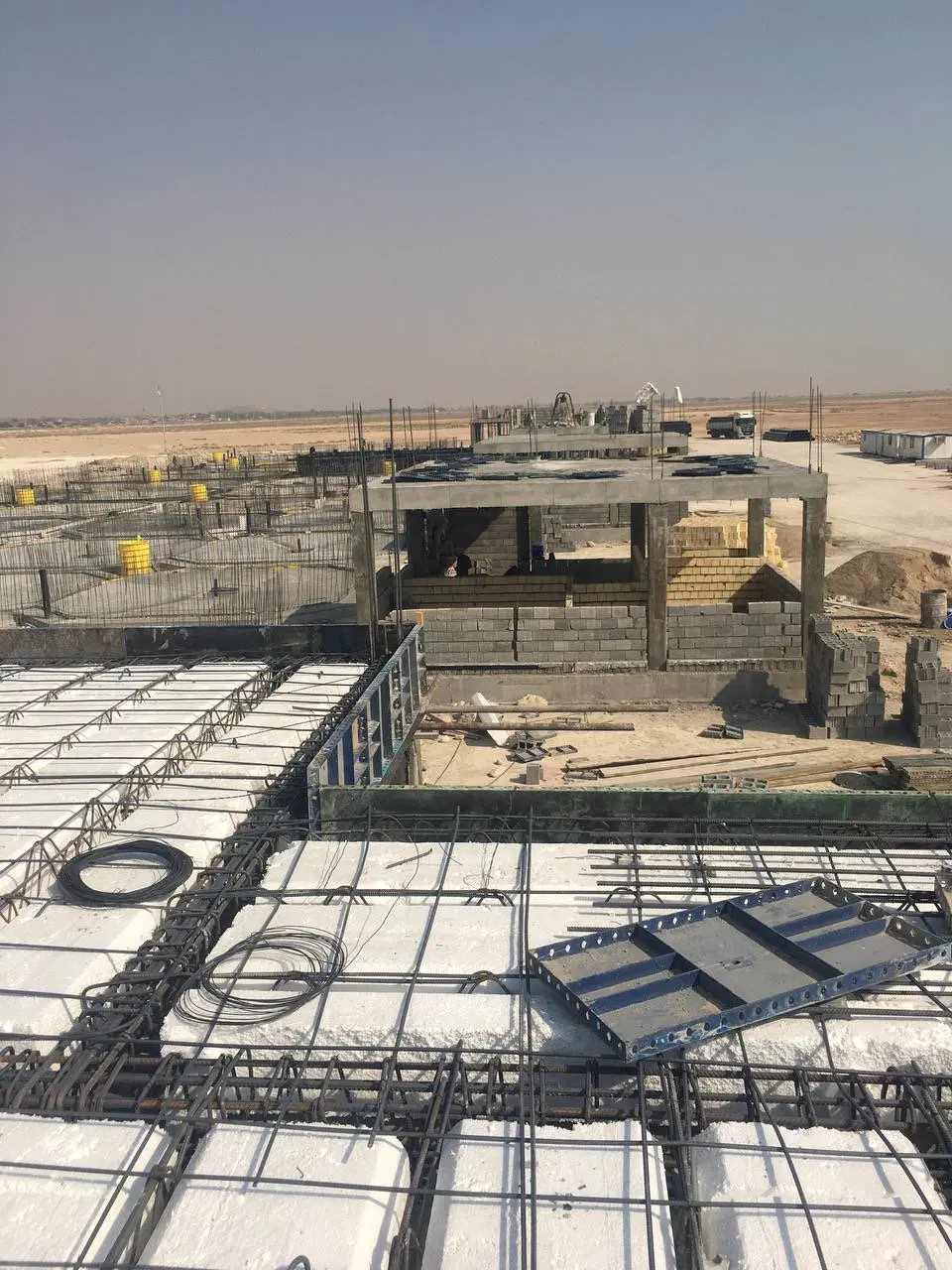پیمانکار سفت کاری ساختمان